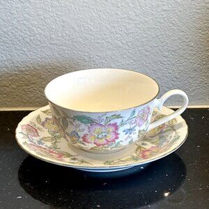 HOYA Bone China Tea Cup and Saucer Floral Pattern Made in Japan EUC